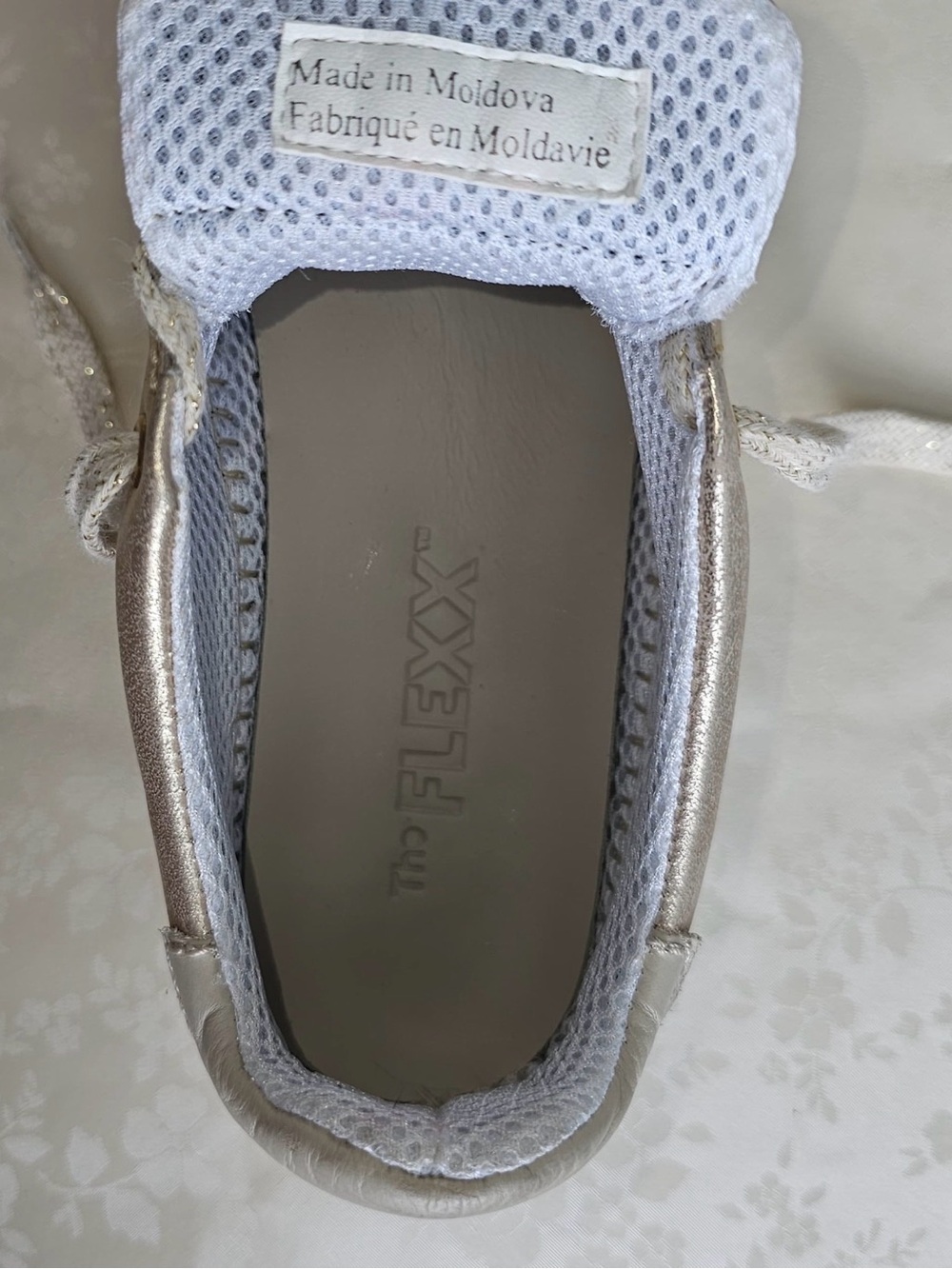 ✨ The FLEXX Metallic Gold Platform Espadrille Sneakers Size 6.5 / EU 37.5 - Picture 5 of 9